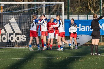 Bild 17 - wBJ Hamburger SV - Holstein Kiel : Ergebnis: 8:0